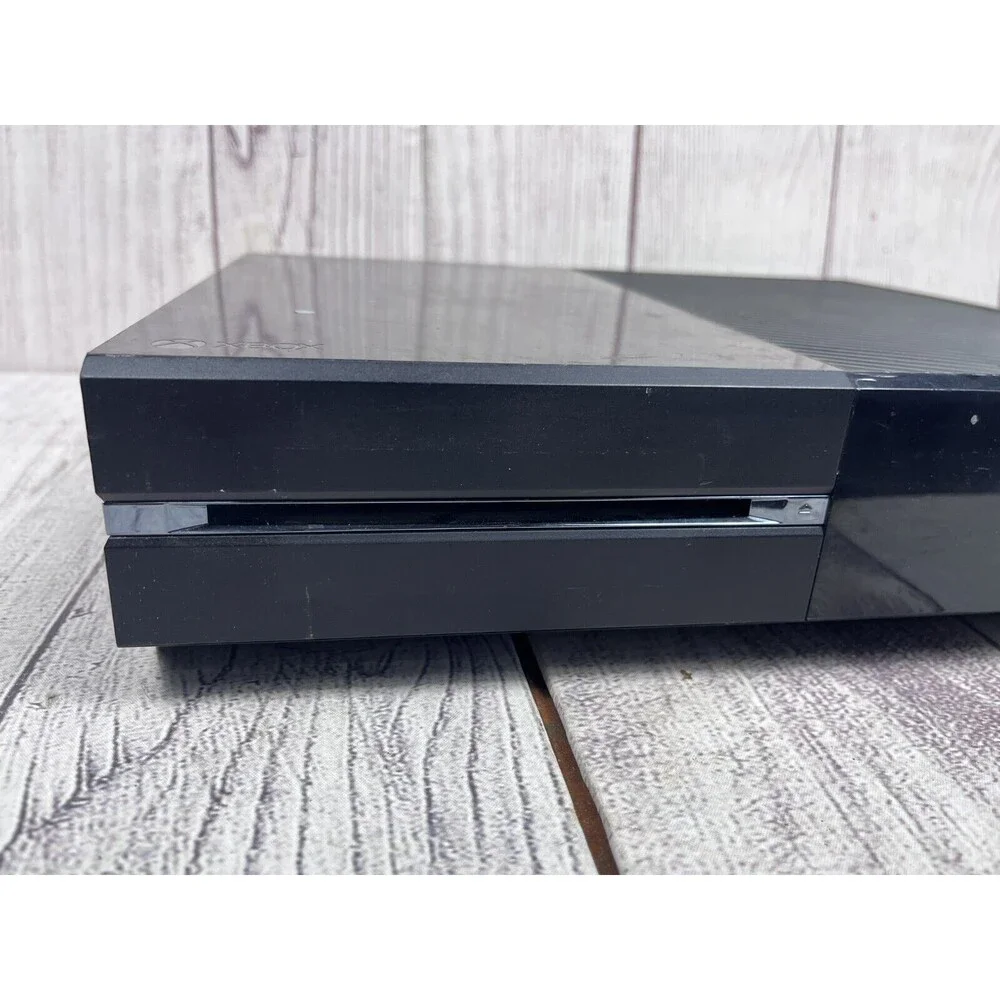 FOR PARTS / Bad HDMI - Microsoft Xbox One Console, Model 1540 - Console Only